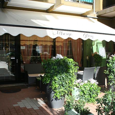 Albergo Glory บอร์เก็ตโต ซานโต สปีริโต ภายนอก รูปภาพ