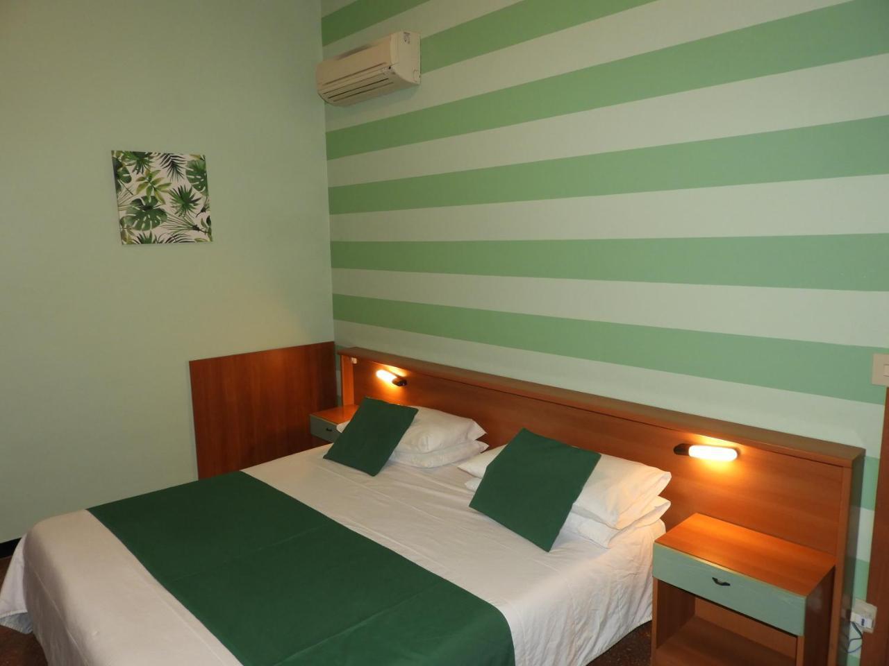 Albergo Glory บอร์เก็ตโต ซานโต สปีริโต ภายนอก รูปภาพ