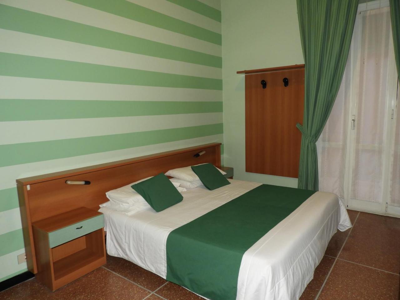 Albergo Glory บอร์เก็ตโต ซานโต สปีริโต ภายนอก รูปภาพ