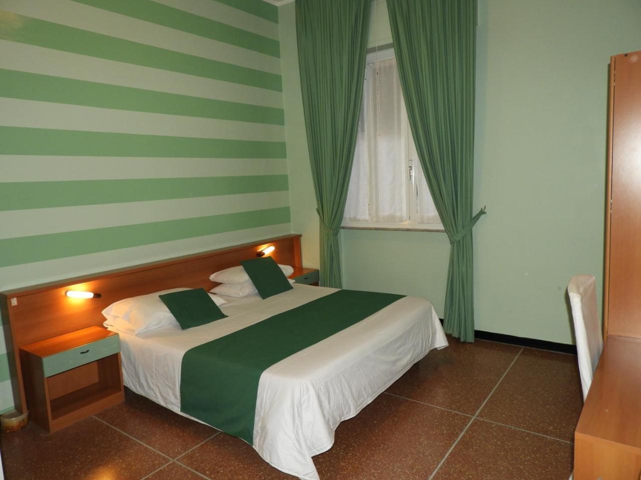 Albergo Glory บอร์เก็ตโต ซานโต สปีริโต ภายนอก รูปภาพ