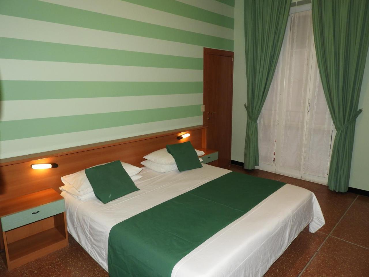 Albergo Glory บอร์เก็ตโต ซานโต สปีริโต ภายนอก รูปภาพ