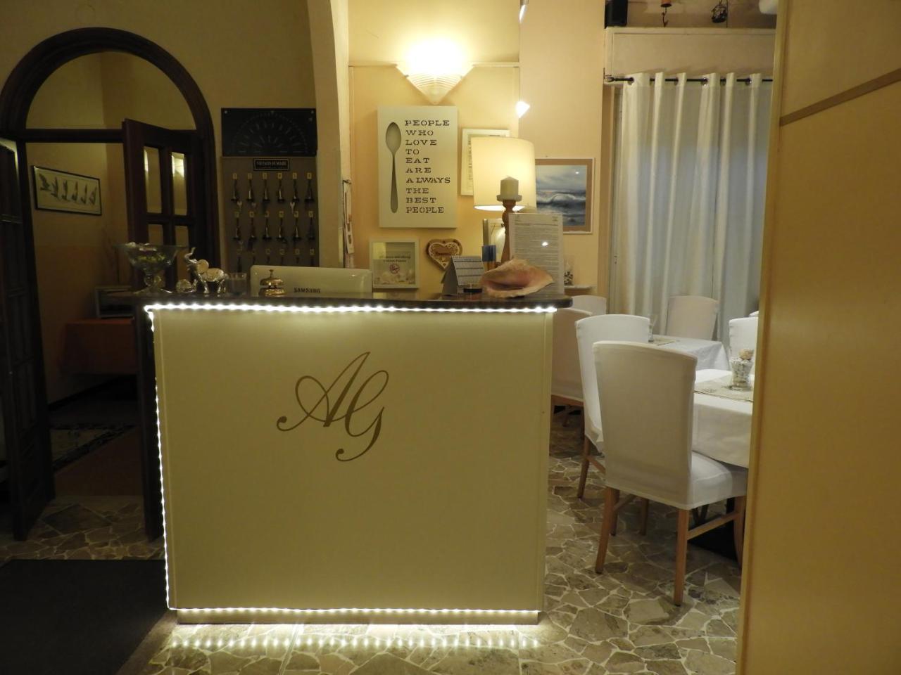 Albergo Glory บอร์เก็ตโต ซานโต สปีริโต ภายนอก รูปภาพ